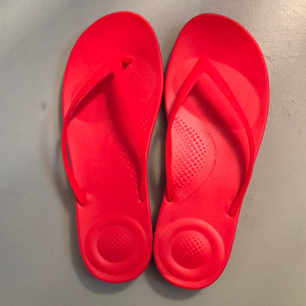 Unworn fitflops